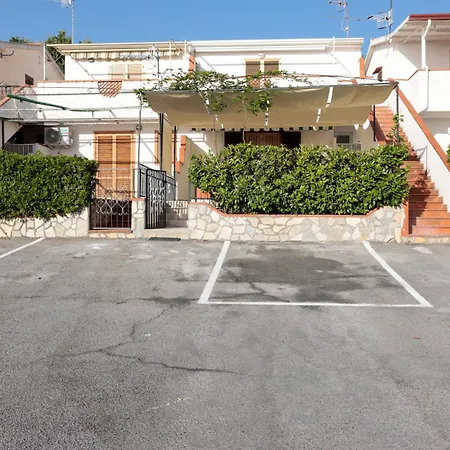 La Terrazza Sull'isola Modern With Sea View * 디아망테